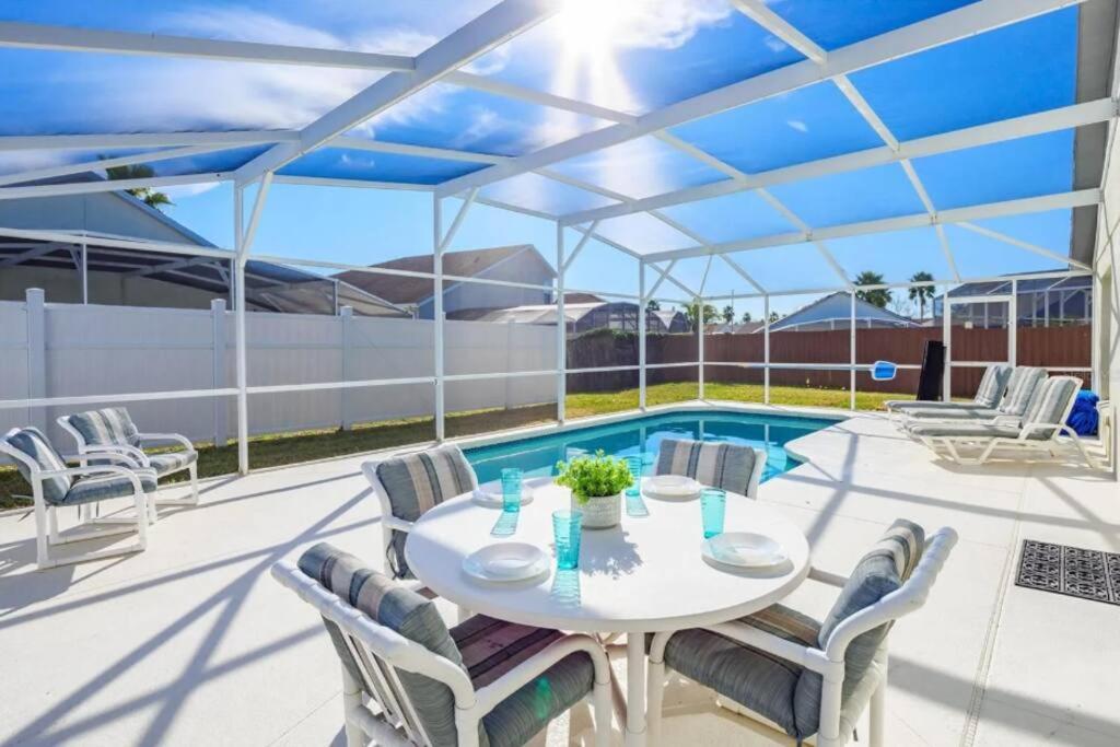 Spacious Vacation Home Near Disney W/ Private Pool- Perfect For Families! Davenport Exterior photo
